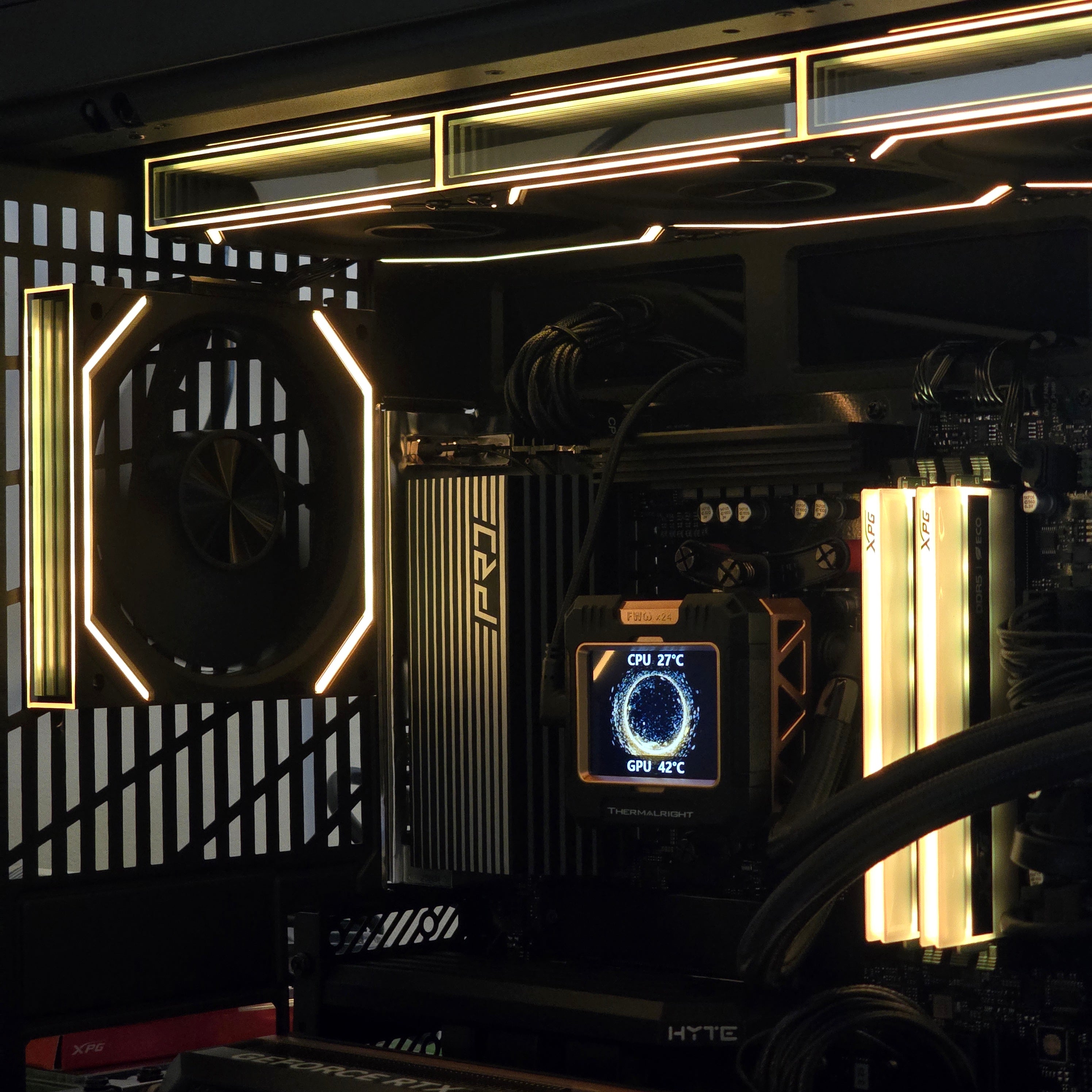 Y70 Black – Ryzen 7 9800x3D | RTX 5080