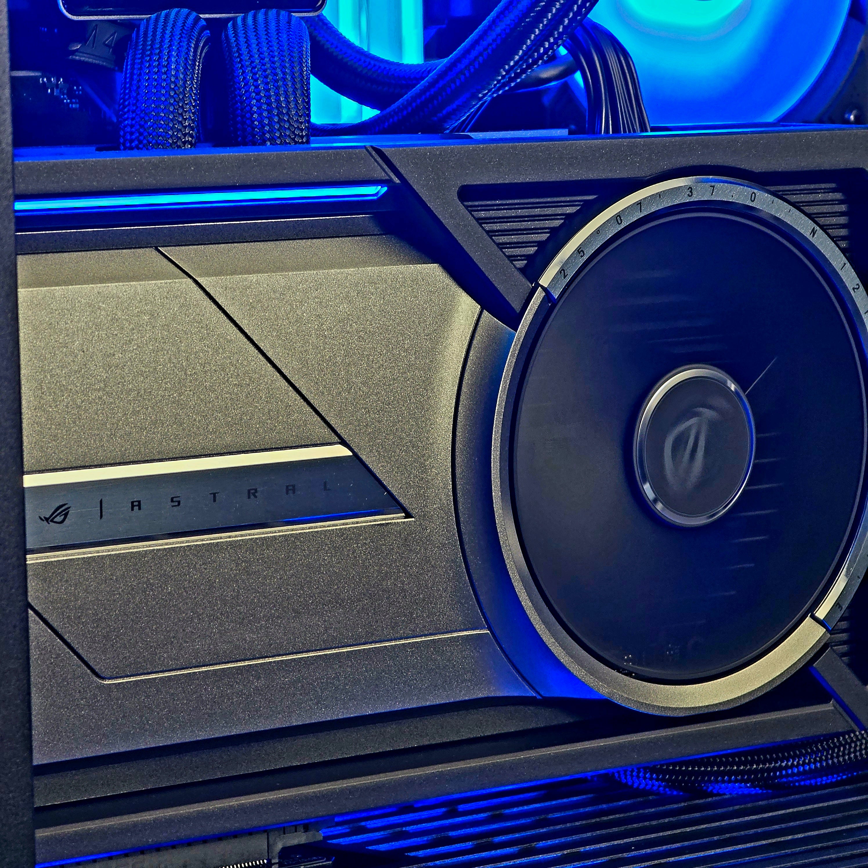 Nebula – Ryzen 7 9800X3D | RTX 5090