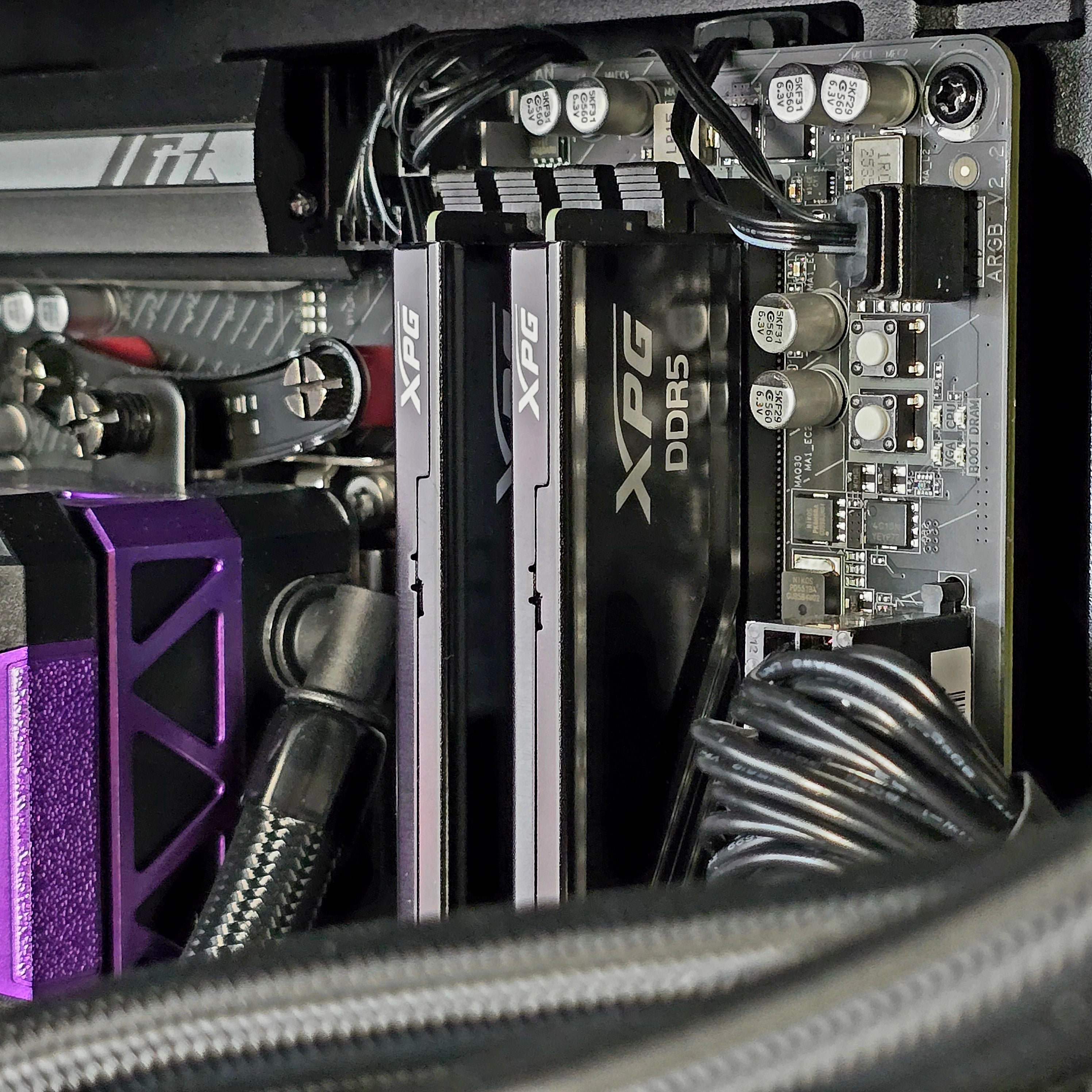 217 Black – Ryzen 7 9800x3D | RTX 5080