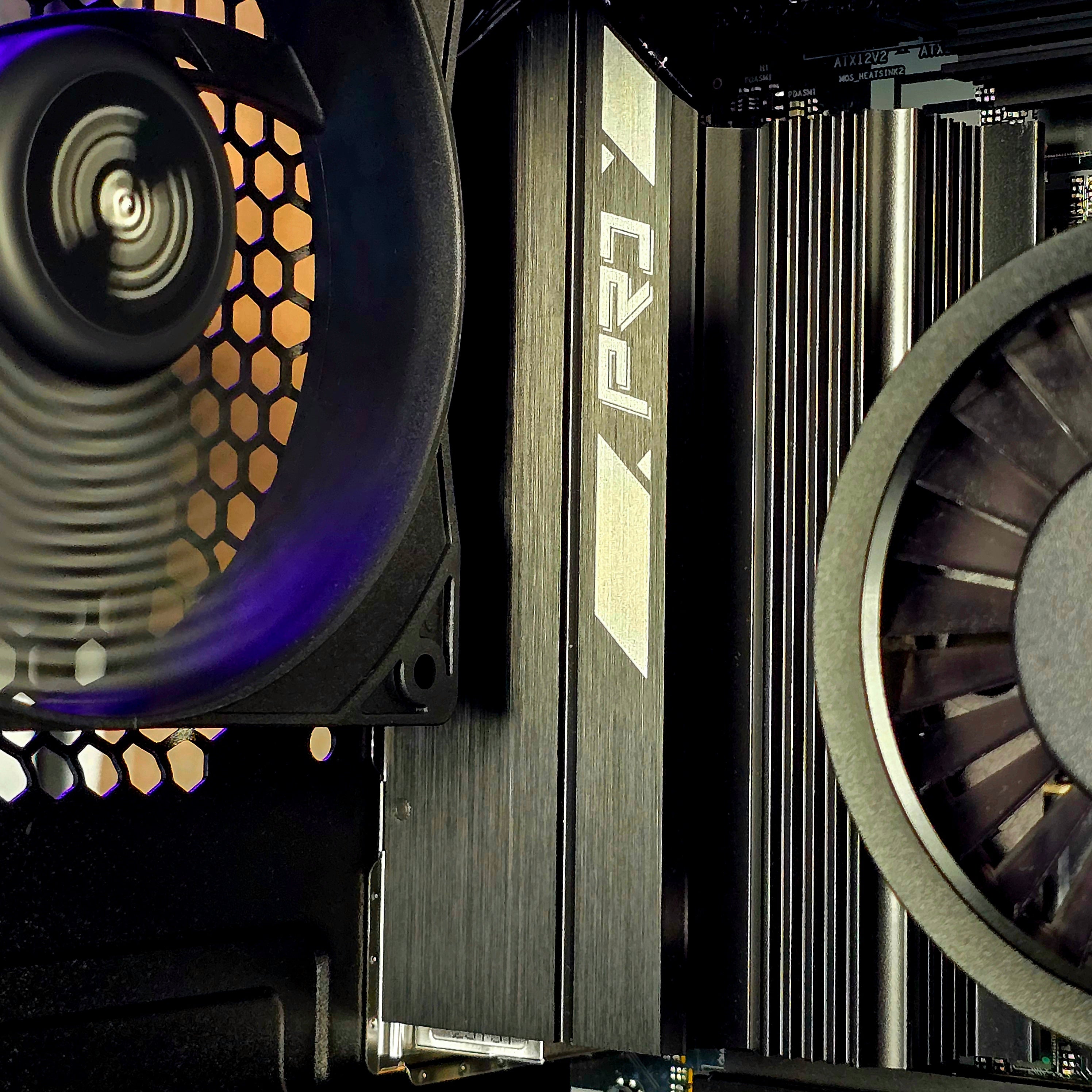 Pure – Ryzen 7 9800x3D | RTX 5070 Ti