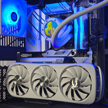 HYTE Y70 White – Ryzen 7 7800x3D | RTX 4080 Super