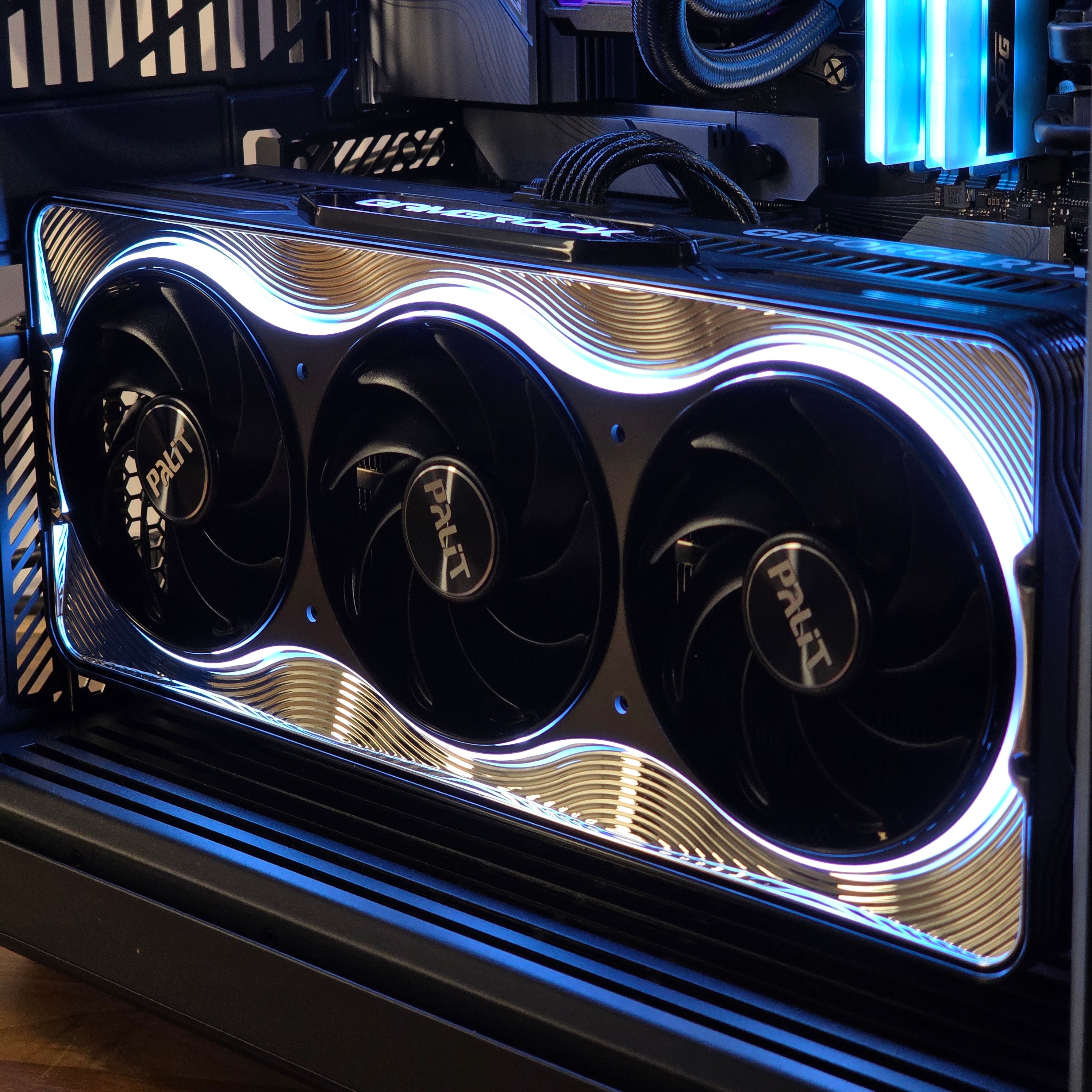 Y70 Black – Ryzen 7 9800x3D | RTX 5080